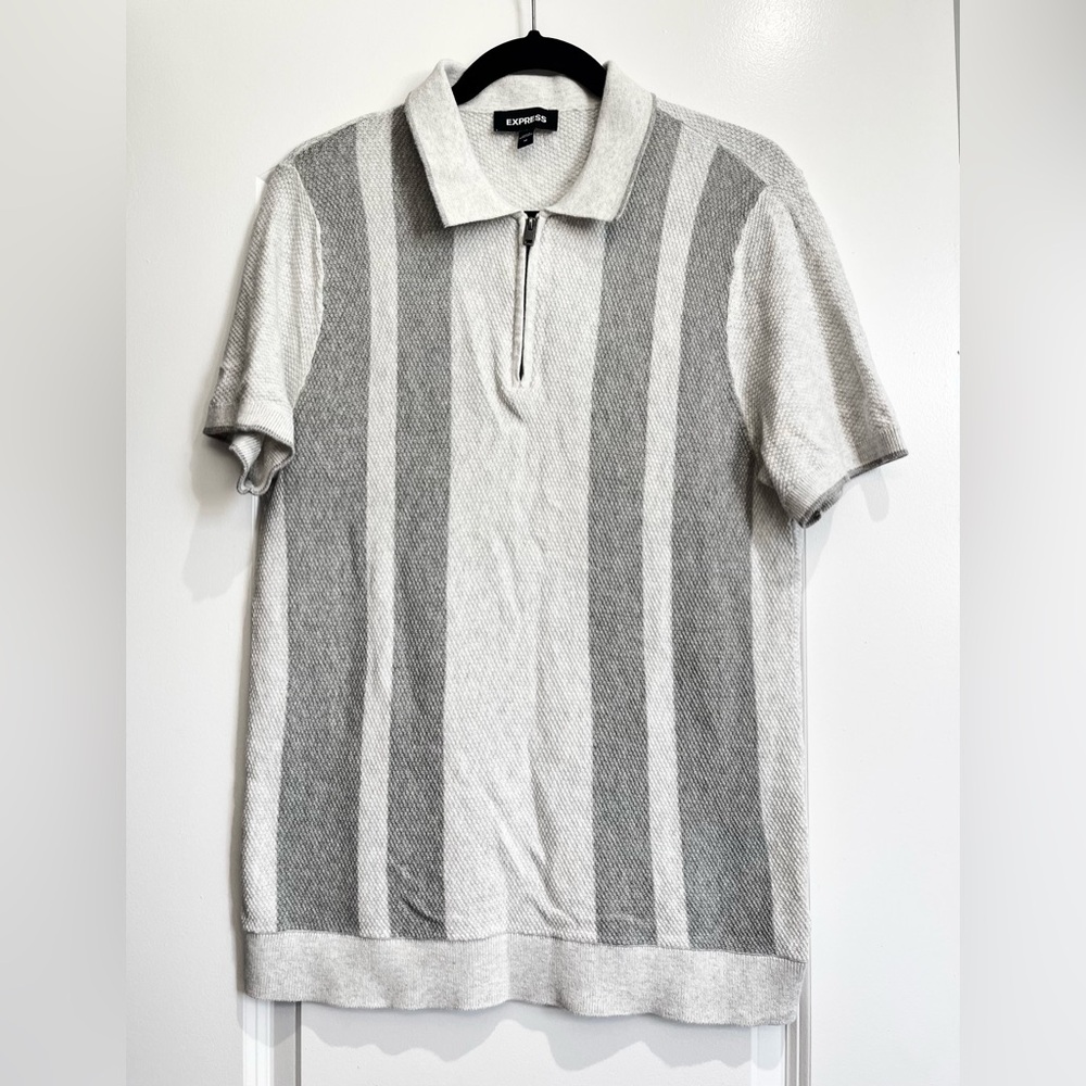 Express | Men's Zip Up Polo in Gray & Cream | Size Medium